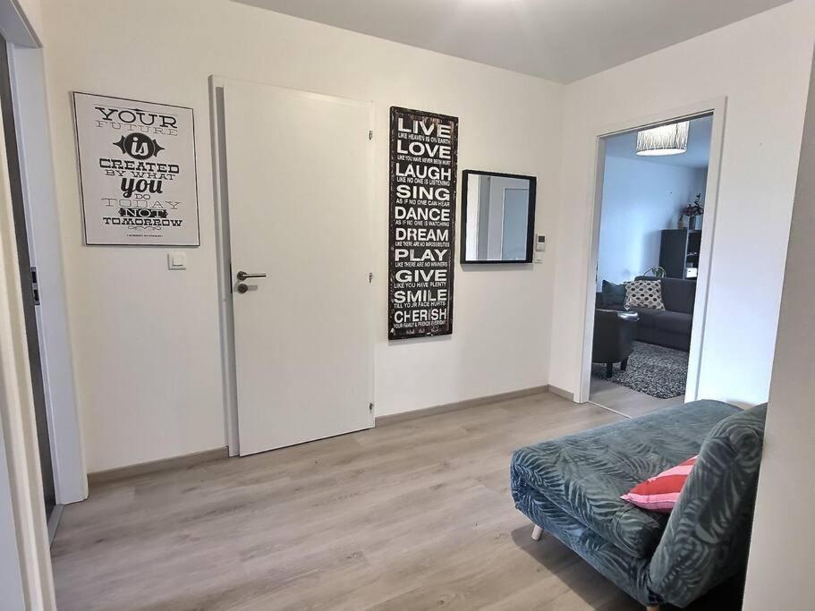 Superbe Appartement Avec 2 Balcons - Vue Sur La Cathedrale Environ 15 Min En Tram Strasbourg Exterior photo